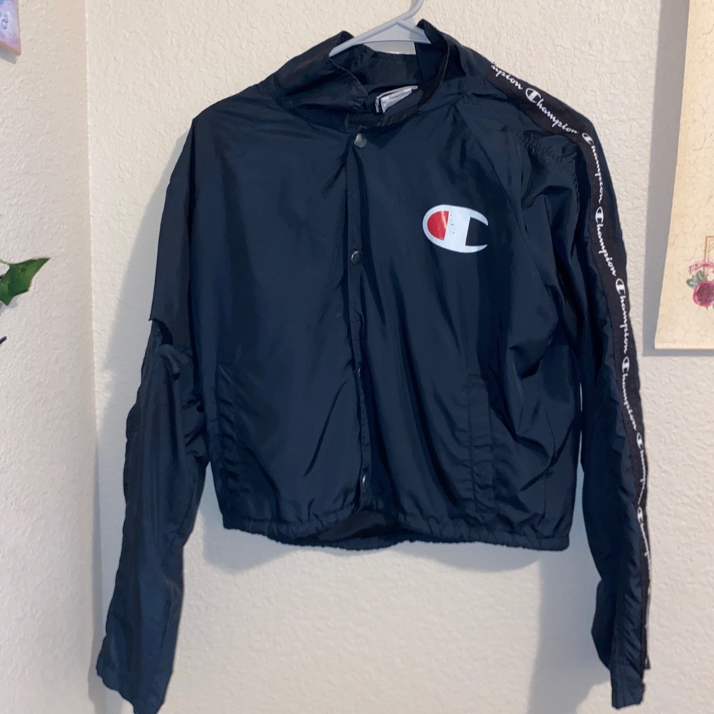 Champion Black Puffer Jacket with Logo and Lightweight Design